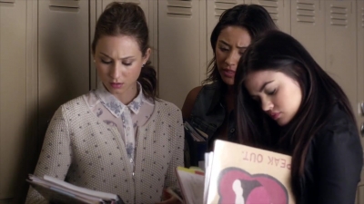 PLL_S04E05_720p_JACK_Up_DownloadSeriesHere_0467.jpg