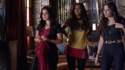 PLL_S04E06_720p_JACK_Up_DownloadSeriesHere_0596.jpg