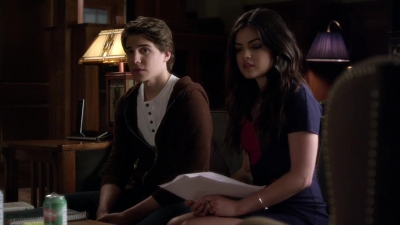 PLL_S04E06_720p_JACK_Up_DownloadSeriesHere_0929.jpg