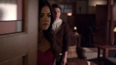 PLL_S04E06_720p_JACK_Up_DownloadSeriesHere_1131.jpg
