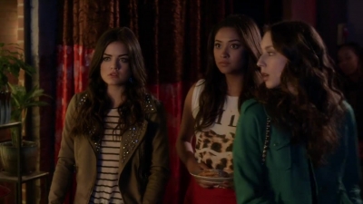 PLL_S04E06_720p_JACK_Up_DownloadSeriesHere_2329.jpg