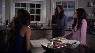 PLL_S04E07_720p_JACK_Up_DownloadSeriesHere_0143.jpg