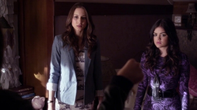 PLL_S04E07_720p_JACK_Up_DownloadSeriesHere_1382.jpg