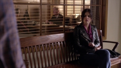 PLL_S04E07_720p_JACK_Up_DownloadSeriesHere_1735.jpg