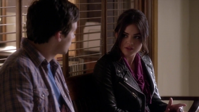 PLL_S04E07_720p_JACK_Up_DownloadSeriesHere_1754.jpg