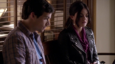 PLL_S04E07_720p_JACK_Up_DownloadSeriesHere_1779.jpg