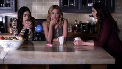 PLL_S04E08_720p_JACK_Up_DownloadSeriesHere_0168.jpg