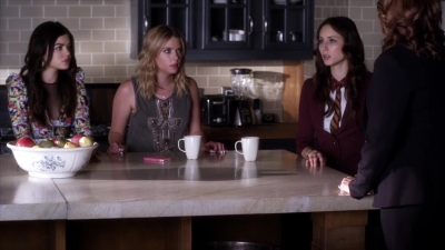 PLL_S04E08_720p_JACK_Up_DownloadSeriesHere_0207.jpg