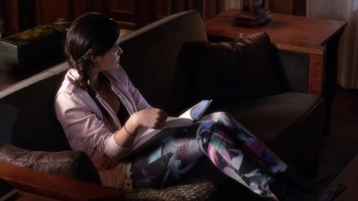 PLL_S04E08_720p_JACK_Up_DownloadSeriesHere_1763.jpg