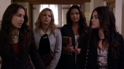 PLL_S04E10_720p_JACK_Up_DownloadSeriesHere_0074.jpg