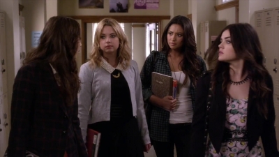 PLL_S04E10_720p_JACK_Up_DownloadSeriesHere_0093.jpg