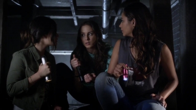 PLL_S04E11_720p_JACK_Up_DownloadSeriesHere_0891.jpg