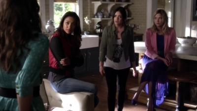 PLL_S04E11_720p_JACK_Up_DownloadSeriesHere_1025.jpg