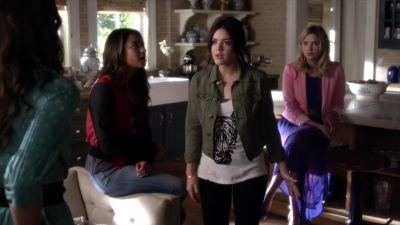PLL_S04E11_720p_JACK_Up_DownloadSeriesHere_1026.jpg