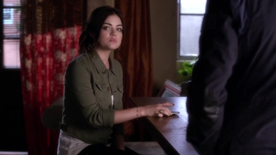 PLL_S04E11_720p_JACK_Up_DownloadSeriesHere_1136.jpg