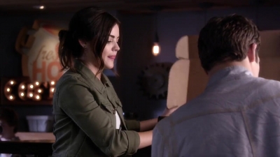 PLL_S04E11_720p_JACK_Up_DownloadSeriesHere_1204.jpg