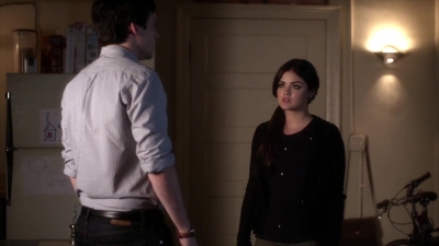 PLL_S04E11_720p_JACK_Up_DownloadSeriesHere_2527.jpg