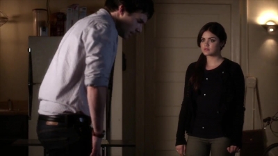 PLL_S04E11_720p_JACK_Up_DownloadSeriesHere_2530.jpg