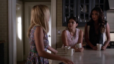 PLL_S04E12_720p_JACK_Up_DownloadSeriesHere_0064.jpg