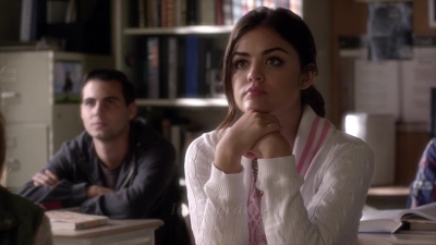 PLL_S04E12_720p_JACK_Up_DownloadSeriesHere_0192.jpg