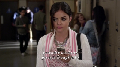 PLL_S04E12_720p_JACK_Up_DownloadSeriesHere_0270.jpg