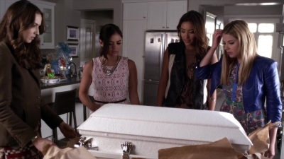 PLL_S04E12_720p_JACK_Up_DownloadSeriesHere_0502.jpg