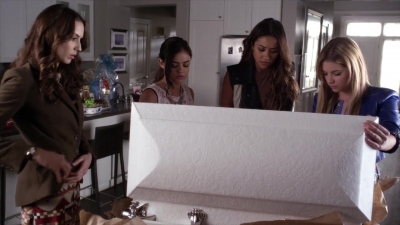 PLL_S04E12_720p_JACK_Up_DownloadSeriesHere_0518.jpg
