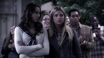 PLL_S04E12_720p_JACK_Up_DownloadSeriesHere_1612.jpg