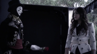 PLL_S04E12_720p_JACK_Up_DownloadSeriesHere_1637.jpg