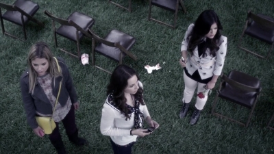 PLL_S04E12_720p_JACK_Up_DownloadSeriesHere_1675.jpg
