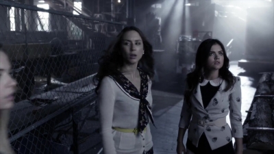 PLL_S04E12_720p_JACK_Up_DownloadSeriesHere_1914.jpg