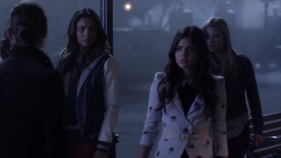 PLL_S04E12_720p_JACK_Up_DownloadSeriesHere_2231.jpg
