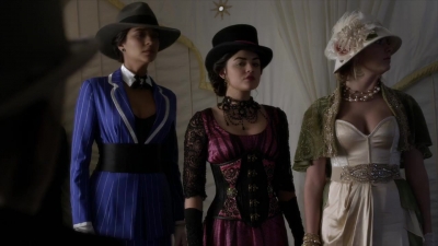 PLL_S04E13_720p_JACK_Up_DownloadSeriesHere_0431.jpg