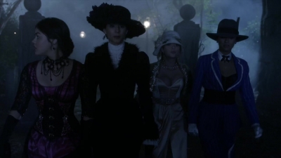 PLL_S04E13_720p_JACK_Up_DownloadSeriesHere_0676.jpg