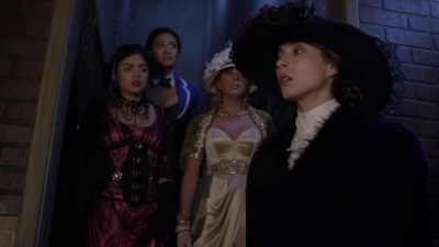 PLL_S04E13_720p_JACK_Up_DownloadSeriesHere_0778.jpg
