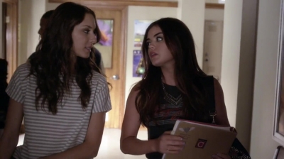 PLL_S04E15_720p_JACK_Up_DownloadSeriesHere_0537.jpg