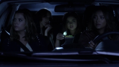 PLL_S04E15_720p_JACK_Up_DownloadSeriesHere_1464.jpg