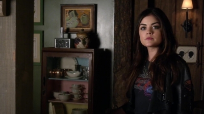 PLL_S04E15_720p_JACK_Up_DownloadSeriesHere_1828.jpg