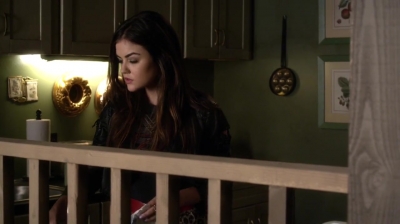 PLL_S04E15_720p_JACK_Up_DownloadSeriesHere_1871.jpg