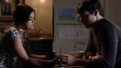 PLL_S04E16_720p_JACK_Up_DownloadSeriesHere_0395.jpg