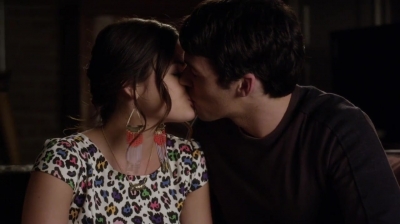 PLL_S04E16_720p_JACK_Up_DownloadSeriesHere_2525.jpg