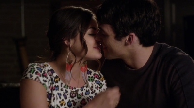 PLL_S04E16_720p_JACK_Up_DownloadSeriesHere_2529.jpg