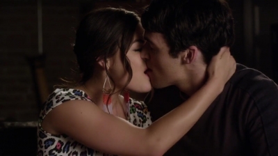 PLL_S04E16_720p_JACK_Up_DownloadSeriesHere_2530.jpg