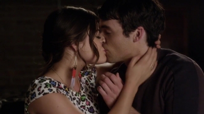 PLL_S04E16_720p_JACK_Up_DownloadSeriesHere_2533.jpg