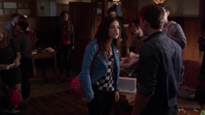 PLL_S04E17_720p_JACK_Up_DownloadSeriesHere_0107.jpg