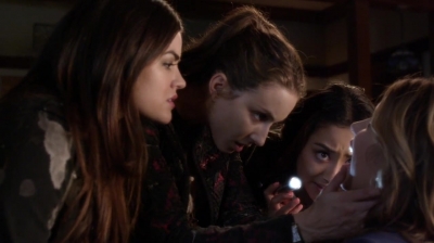 PLL_S04E17_720p_JACK_Up_DownloadSeriesHere_2483.jpg