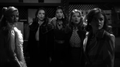 PLL_S04E19_720p_JACK_Up_DownloadSeriesHere_2179.jpg