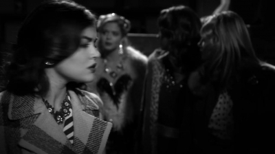 PLL_S04E19_720p_JACK_Up_DownloadSeriesHere_2210.jpg