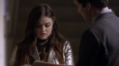 PLL_S04E20_720p_JACK_Up_DownloadSeriesHere_0372.jpg