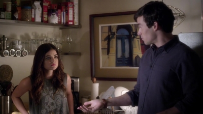 PLL_S04E20_720p_JACK_Up_DownloadSeriesHere_1142.jpg